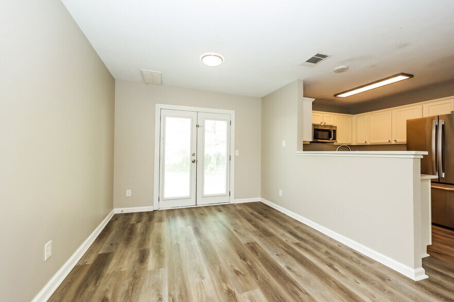 Building Photo - 224 Mary Joe Martin Dr