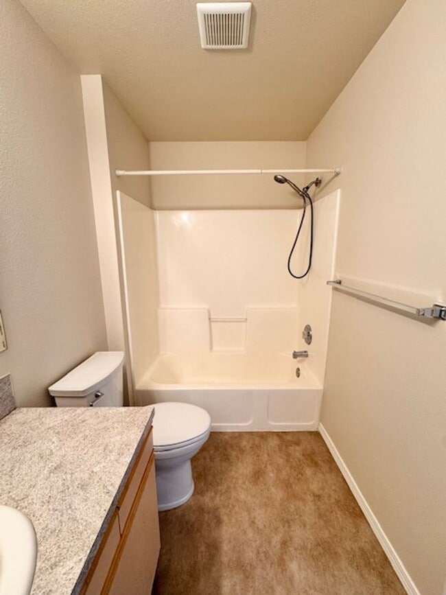 Building Photo - 213 N Avenger Ln