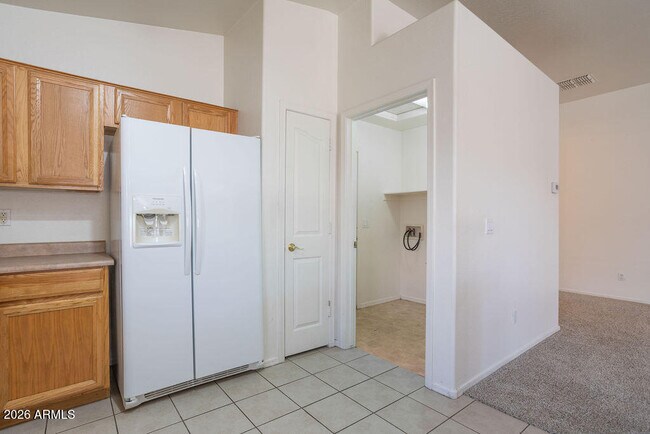 Building Photo - 6762 W Del Mar Ln