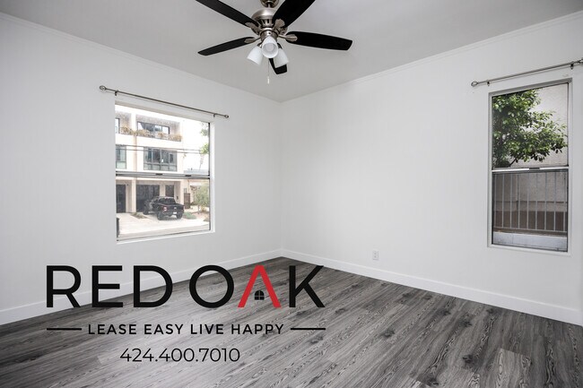 Building Photo - Spacious One Bedroom on Picturesque Ground...