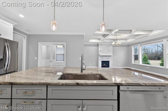 Building Photo - 43721 Legacy Dr