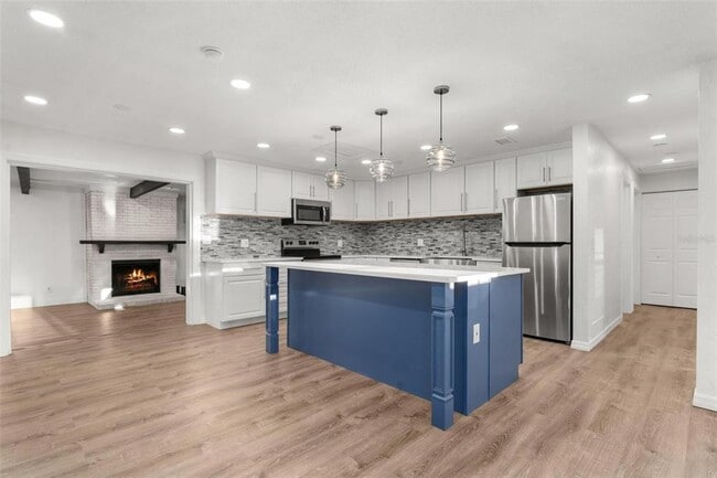 Building Photo - 2203 Nottingham Rd