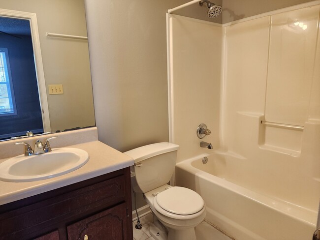 Building Photo - 3264 N Senseney Cir