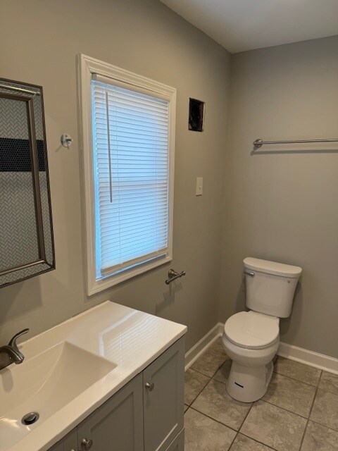 Building Photo - Adorable 2BR/1BA home in Woodbiine w/ large fenced in back yard!