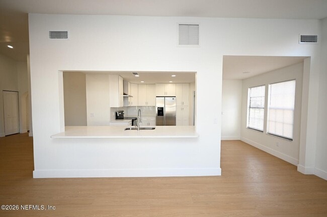 Building Photo - 4632 Corrientes Cir N