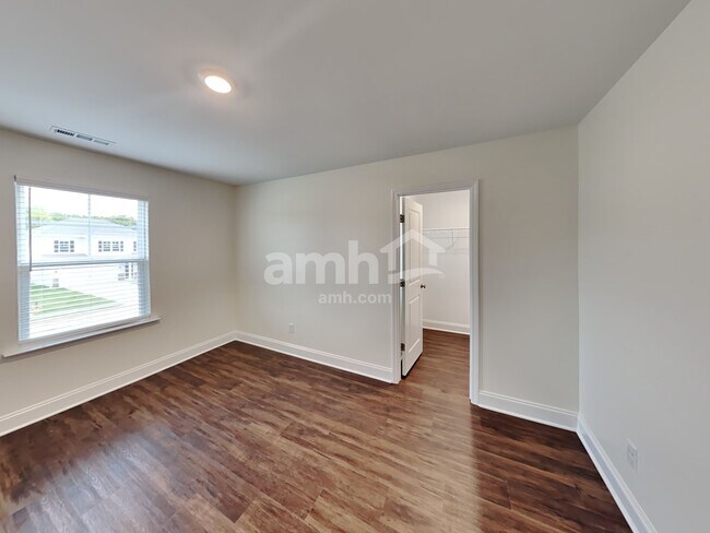 Building Photo - 5312 Virtue Ave