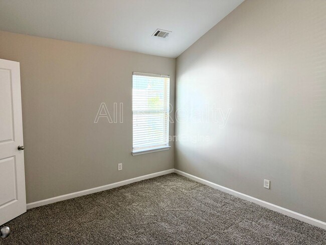 Building Photo - 7766 Flyaway Rd