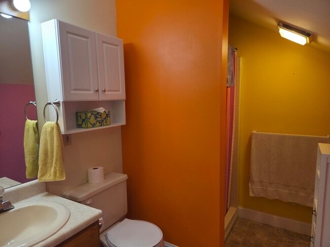 Building Photo - 112 Mountain River East Rd