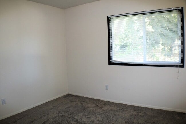 Building Photo - $1,600 | 2 Bedroom, 1 Bathroom Duplex | Pet Friendly* | Available for August 1st, 2026 Move In!