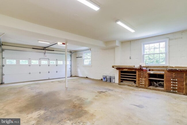 Building Photo - 3936 N Upland St