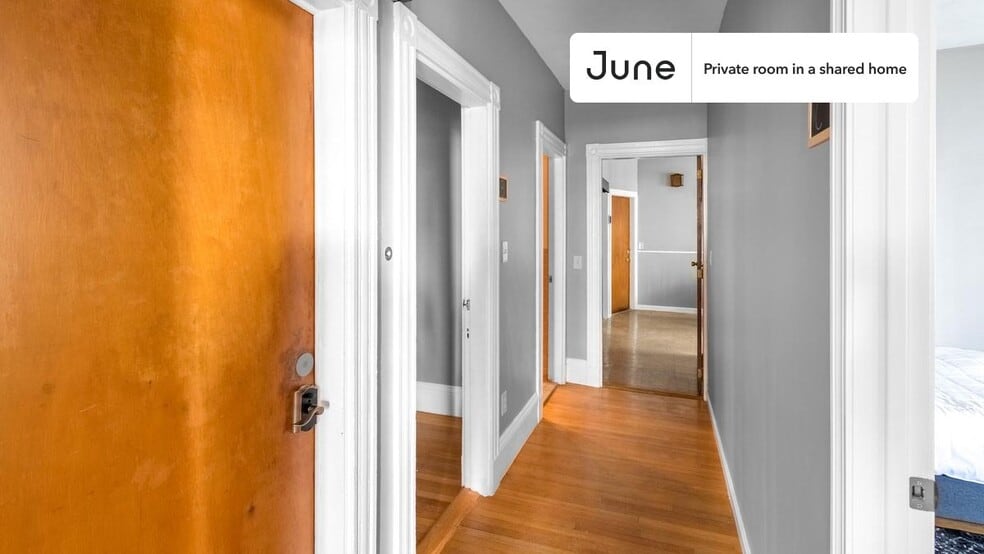 Building Photo - Room in Shared 5 bed/1 bath home