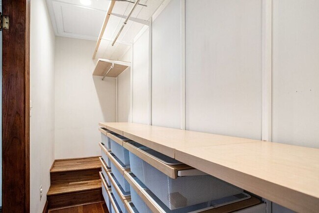 Building Photo - 5012 3rd St NW