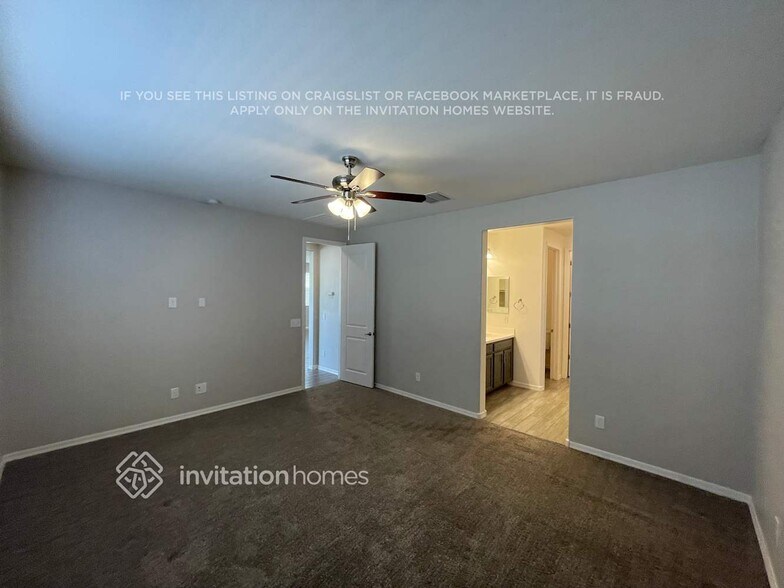 Building Photo - 21040 W Coronado Rd