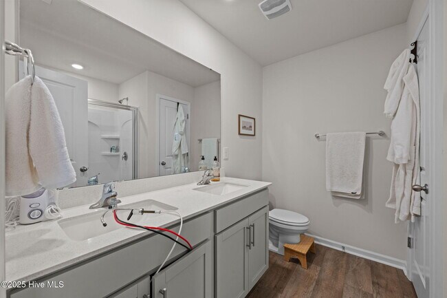 Building Photo - 107 Walton Dr