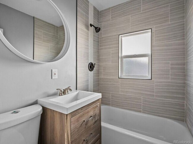 Building Photo - 4379 S Washington St