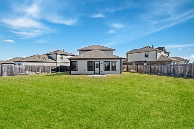 Building Photo - 5903 Dawning Sun Rd