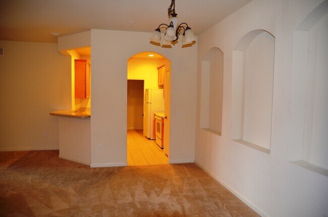 Building Photo - 3301 Whitestone Cir