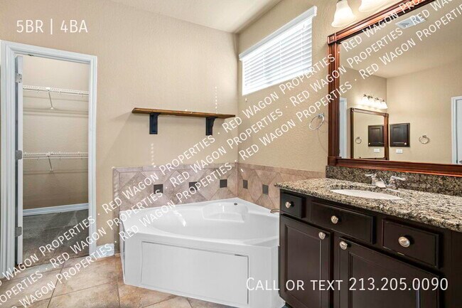 Building Photo - 28915 Gooseberry-