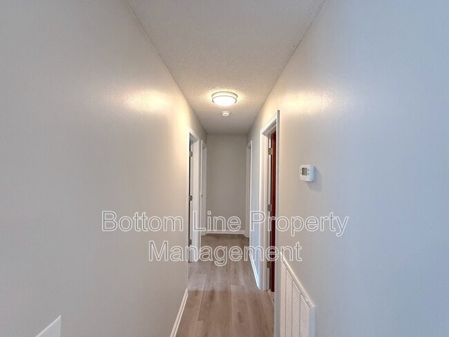 Building Photo - 409 Olin Dr