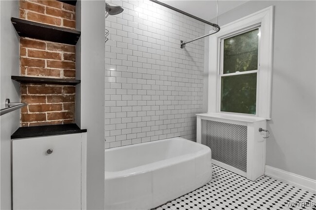 Building Photo - 110 Ashland Ave