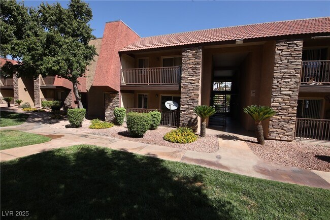 Primary Photo - 5081 River Glen Dr
