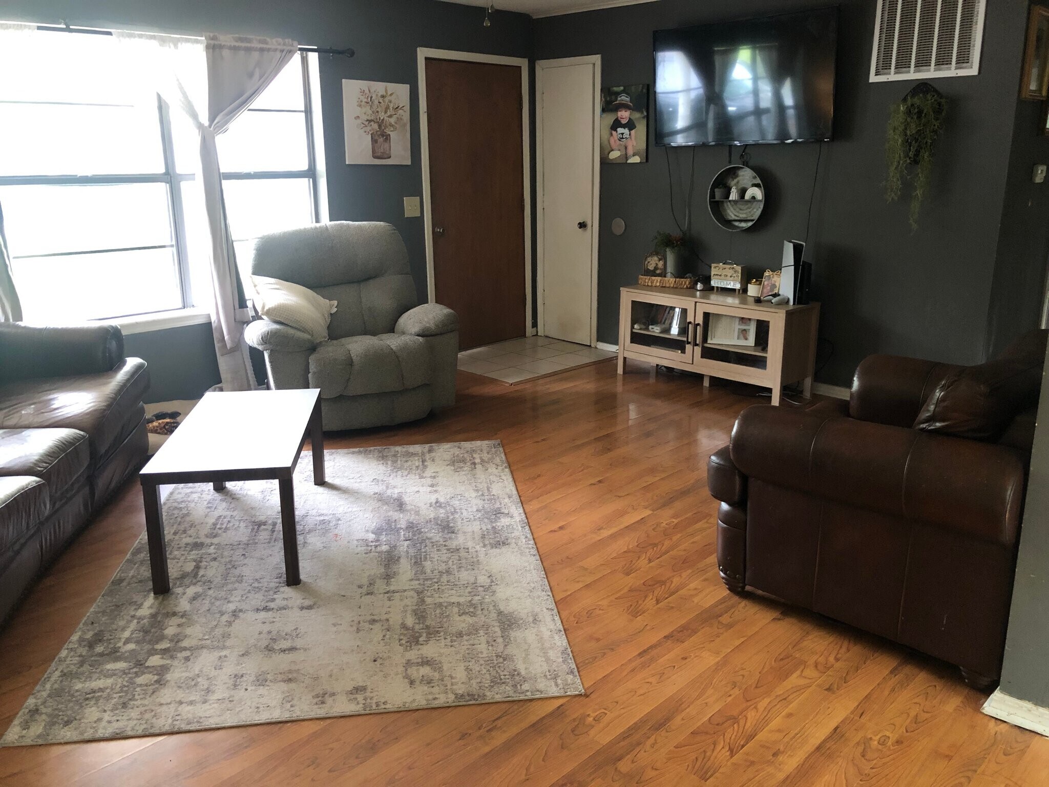 Building Photo - 403 Betty Jean Ave