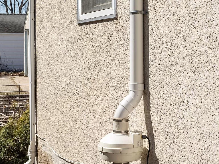 Building Photo - 5536 S 28th Ave