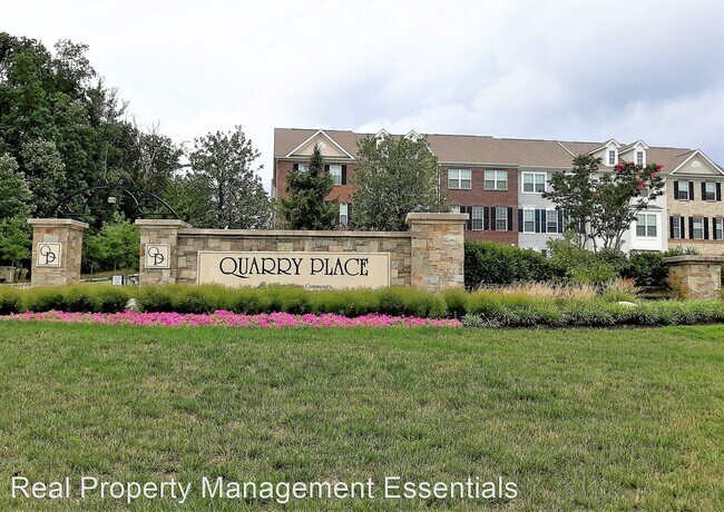 Building Photo - 4 br, 3.5 bath House - 508 Cobble Dr