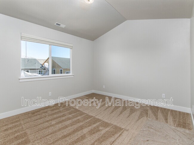Building Photo - 16297 S Truss Dr