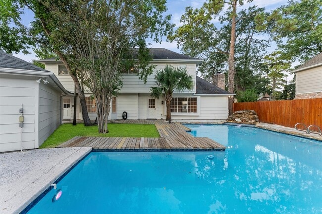 Building Photo - 15807 Crystal Brook Dr