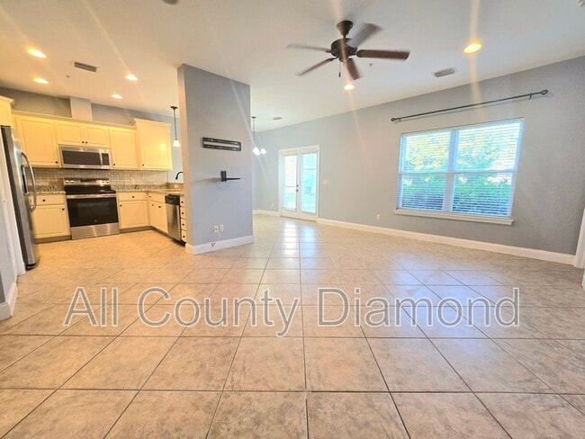 Building Photo - 1729 Annabellas Dr