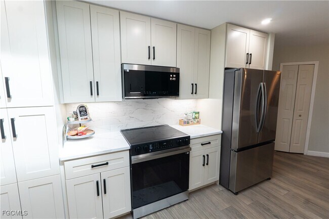 Building Photo - 14557 Eagle Ridge Dr