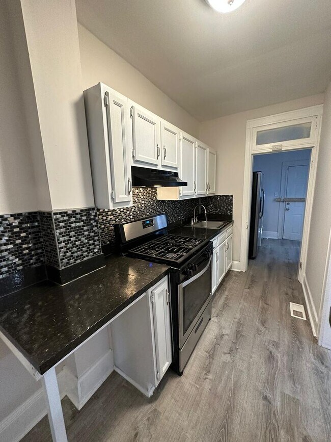 Building Photo - 4801 Cordelia Ave