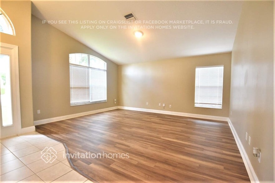 Building Photo - 1017 Pelican Ln