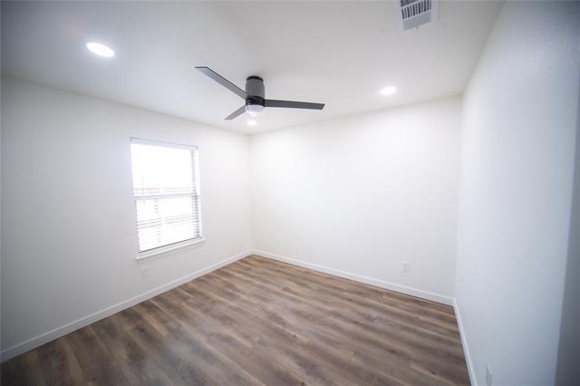 Building Photo - 3233 S University Dr