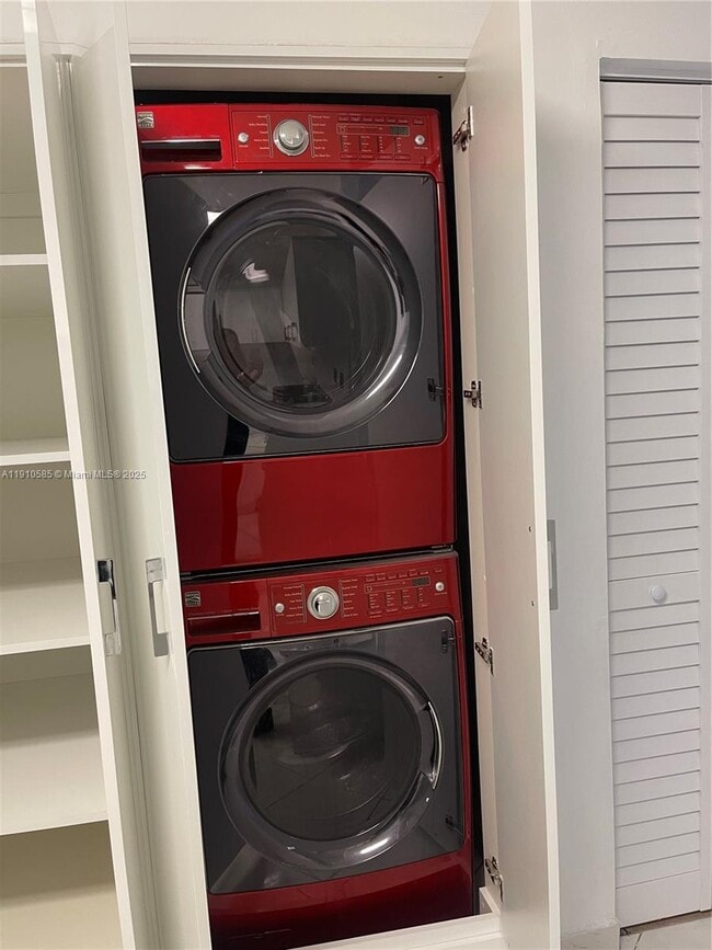 Building Photo - 7001 W 35th Ave