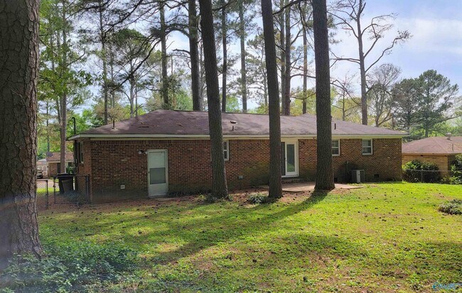 Building Photo - 3315 Charleston Ave NW