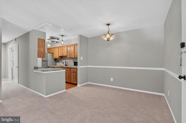 Building Photo - 5905 Noblestown Rd
