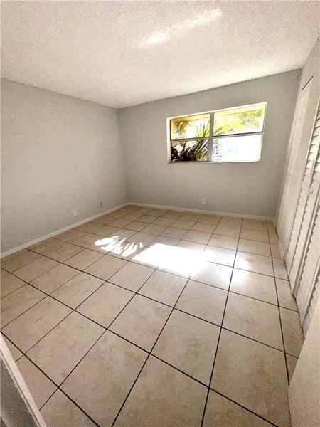 Building Photo - 5708 Blueberry Ct