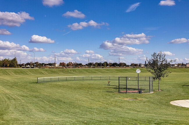 Building Photo - 1442 Copperfield Ave