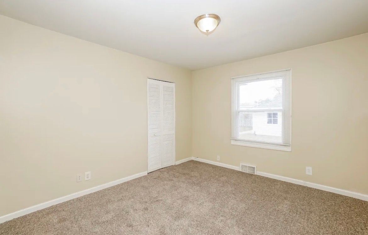 Building Photo - 7709 Mayfield Ave