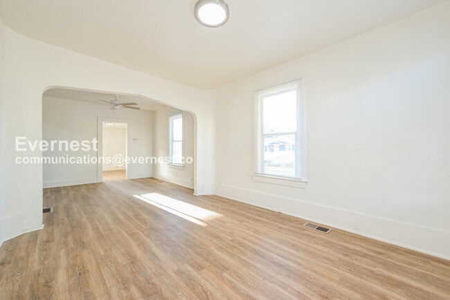 Building Photo - 4902 Meade St