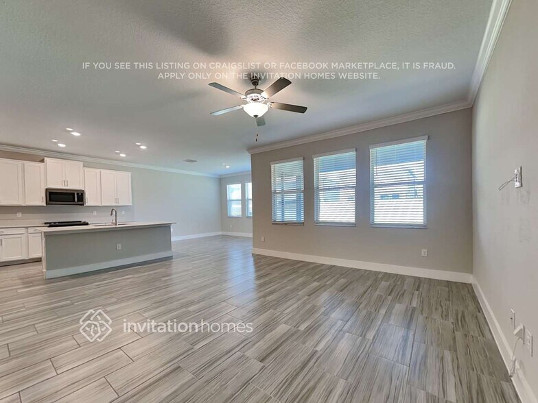 Building Photo - 9775 Wild Begonia Loop