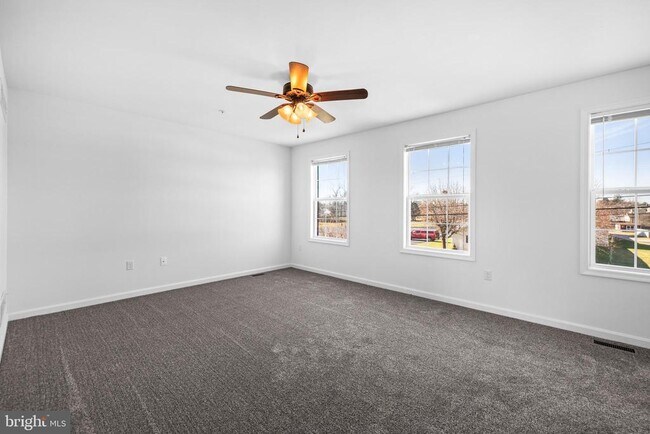 Building Photo - 51 Nittany Ct