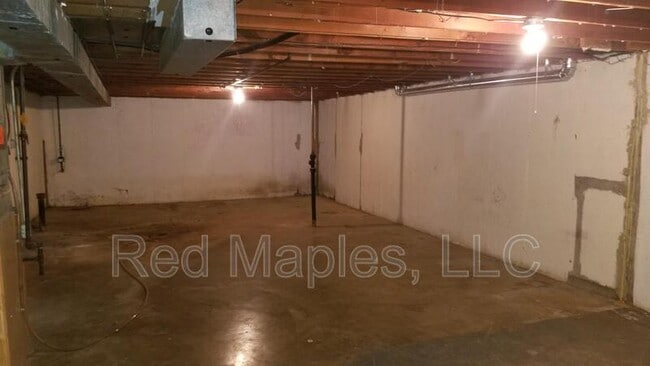 Building Photo - 4050 Esseldale Dr
