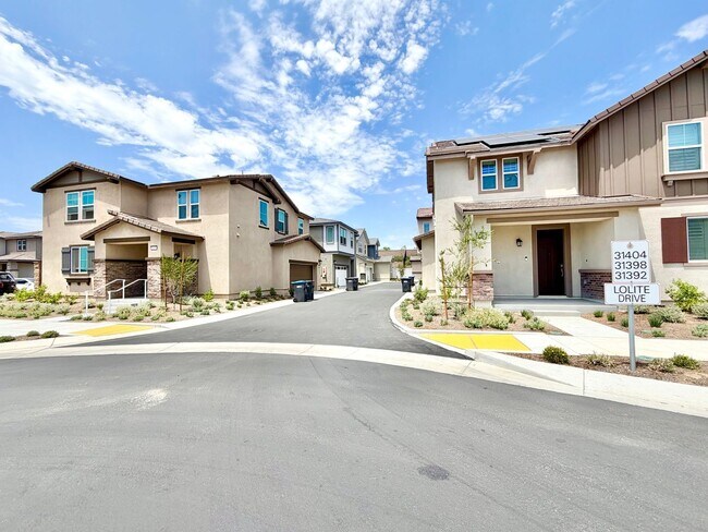 Building Photo - 31404 Lolite Dr