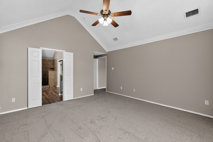 Building Photo - 1624 Ariel Dr