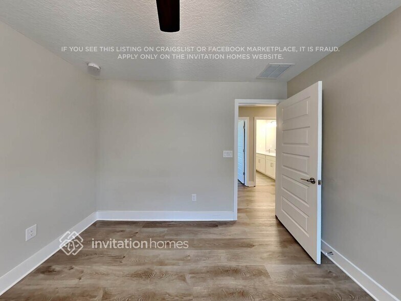 Building Photo - 9799 Wild Begonia Loop