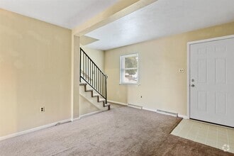 Building Photo - Coming Soon - 2 Bedrooms 1 bath - Dallasto...