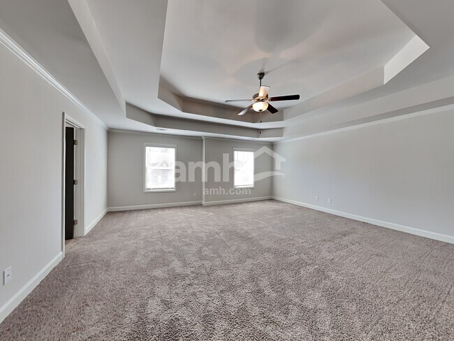 Building Photo - 1250 Victoria Walk Ln